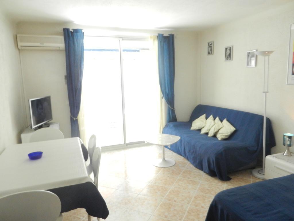 Ferienwohnung Freres Pradignac Cannes Zimmer foto